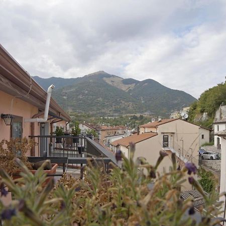 Casa Vacanze Donna Lucia Castel Di Sangro Esterno foto