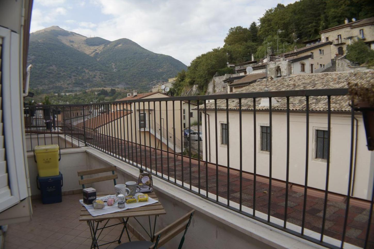 Casa Vacanze Donna Lucia Castel Di Sangro Esterno foto